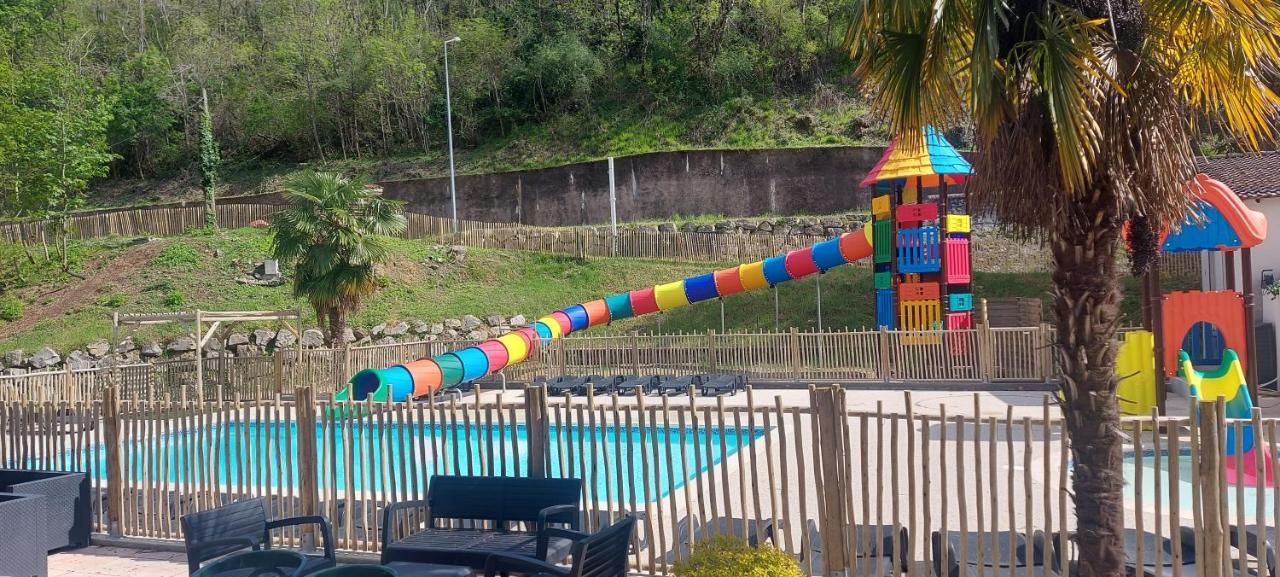 Camping Les Sables Tournon-sur-Rhone Ngoại thất bức ảnh